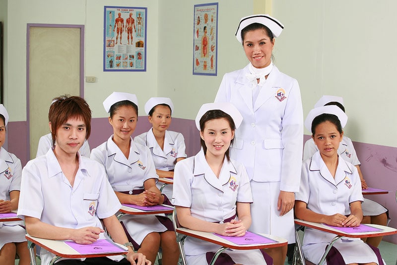 ห้องเรียน การเรียนหลักสูตรการพยาบาล
